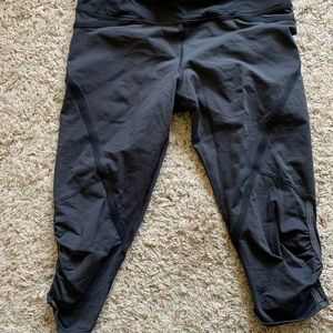Lululemon capris